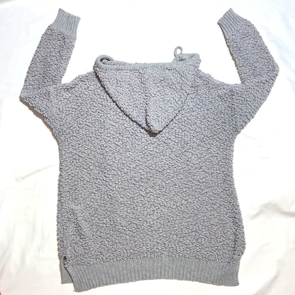 Miracle USA Boutique Popcorn Oversized  Sweater w/ Hoodie. Light Gray. Size M/L - Picture 6 of 8